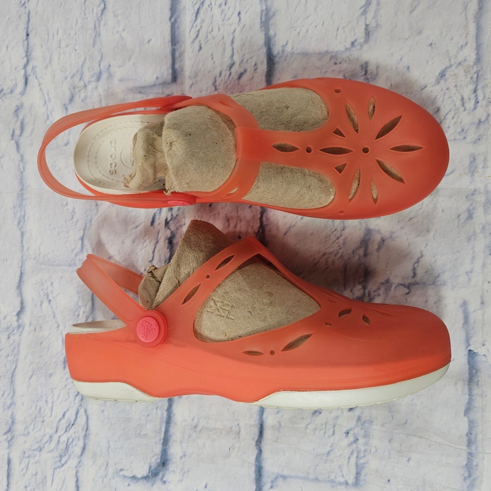 Crocs Carlie Mary Jane WOMENS 9 Coral Orange Floral Laser Cut Jelly Sandals